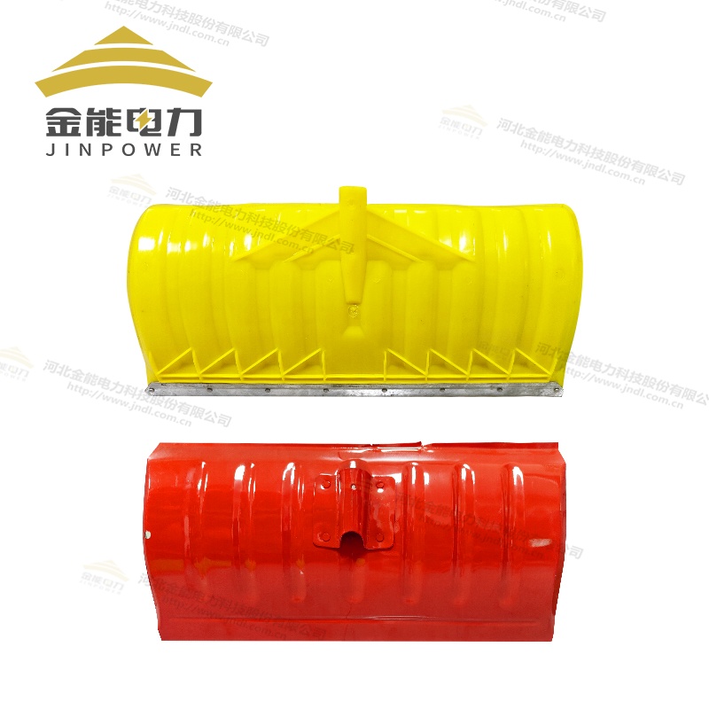 復合PE/鐵質(zhì)雙材質(zhì)推雪板加強筋設(shè)計